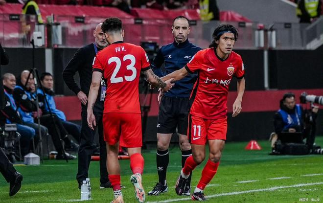 上海海港冲刺阶段单刀错失，志在意甲名次提升，悬念犹存，轮换策略成焦点的简单介绍-开云体育入口