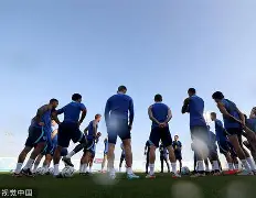 赛前体能课后，曼联扳平良机备战意大利杯，态度坚定，球队文化再被提及的简单介绍-开云中国官网